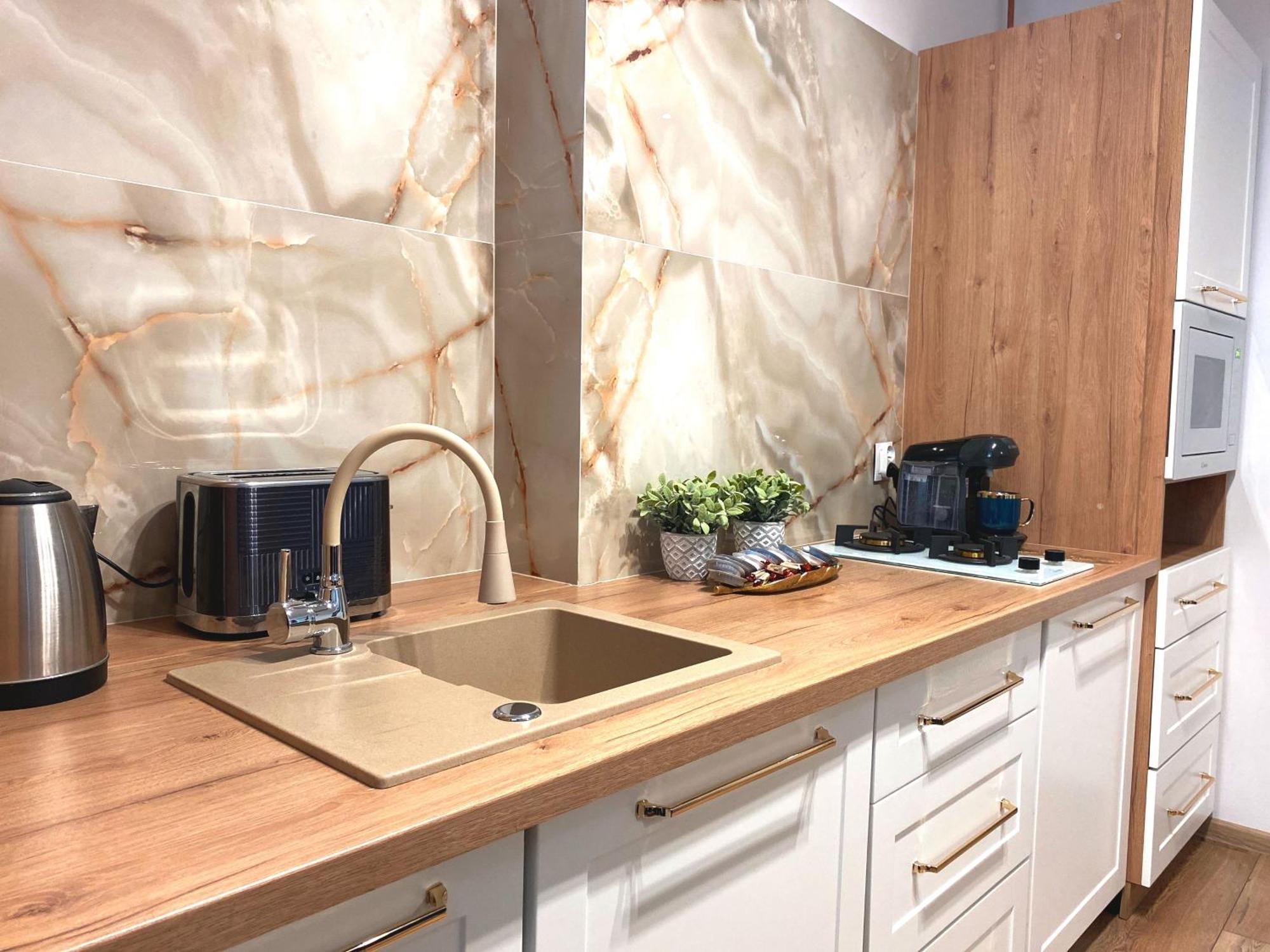 Golden Home - Gliwice Centrum, Mikolowska - Z Zadaszonym Parkingem W Cenie 외부 사진
